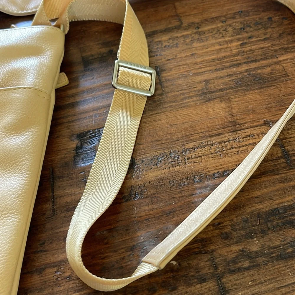 Radley Leather Pocket Crossbody Adjustable Strap - Picture 5 of 11